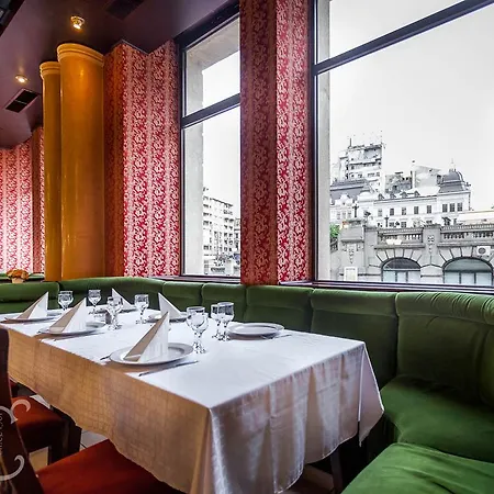 酒店 国会大厦酒店 4*