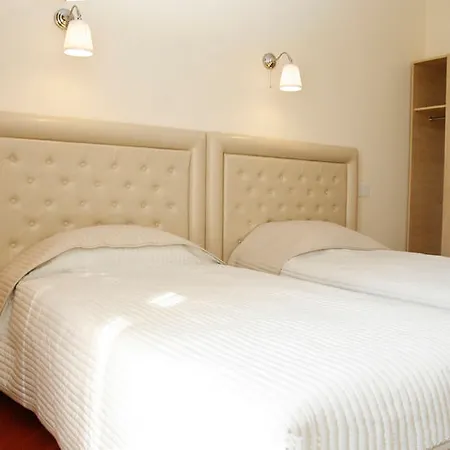 国会大厦酒店 4* 布加勒斯特