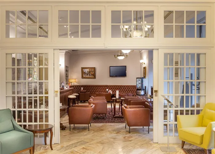 Hotel Capitol 4*