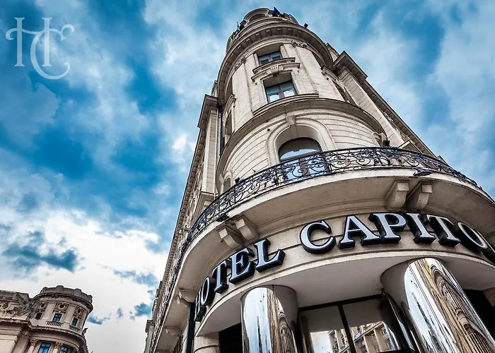 Capitol Готель
