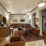 Capitol Hotel 4*