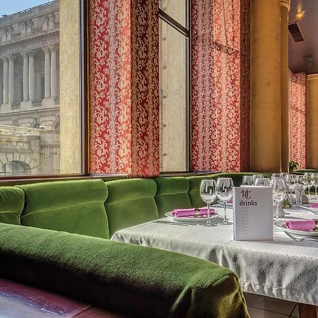 Capitol Hotel 4*