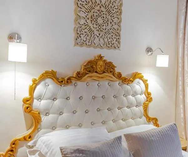 Szálloda Capitol 4*