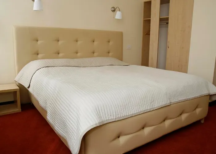 Capitol בוקרשט