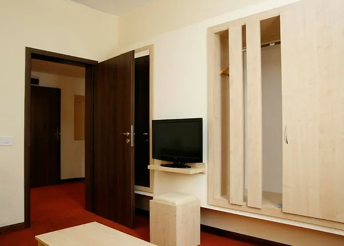 Szálloda Capitol 4*