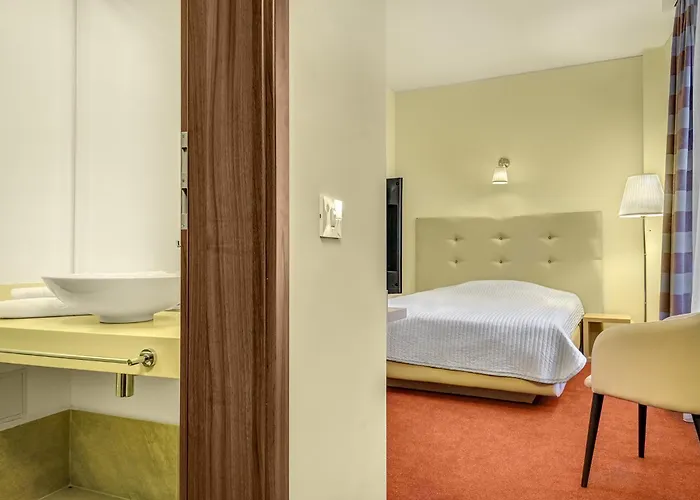 Szálloda Capitol 4*
